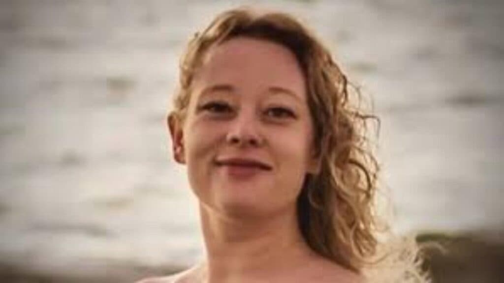 O mamă poetă din SUA, ucisă de ICE, stârnește indignarea primarului din Minneapolis, care cere autorităților federale să părăsească orașul