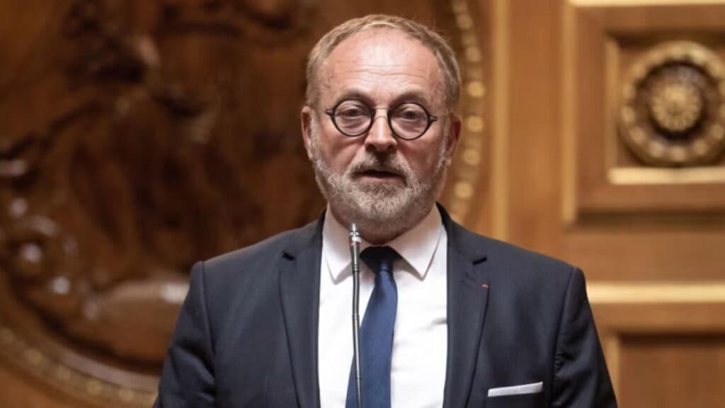 Fost senator francez, găsit vinovat după ce a administrat substanțe interzise unei deputate pentru a o agresa sexual