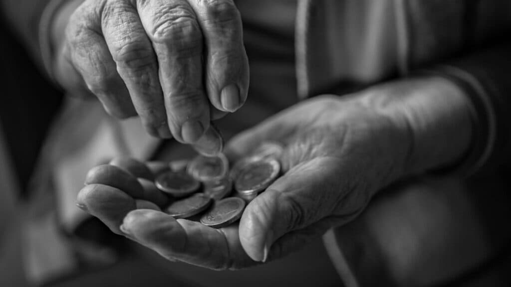 Atlasul disparităților pensionale în Europa: De la „Nordul Fericit” la lupta pentru existență în Balcani