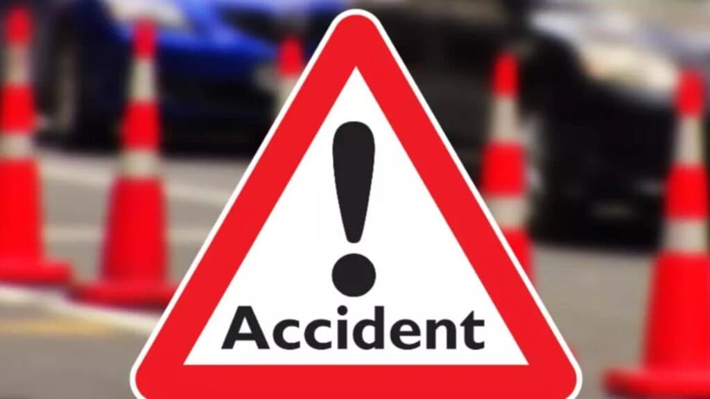 Accident dramatic în Caraș-Severin: Ambulanță și mașină colizionate, trei răniți spitalizați