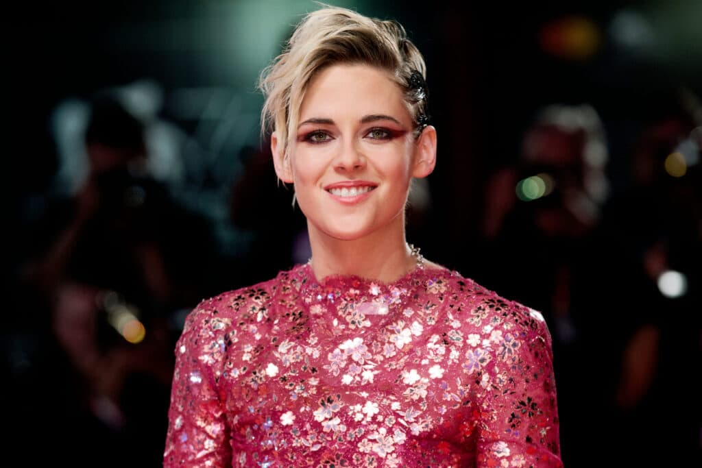 Kristen Stewart își dorește să părăsească America! Actrița din Twilight critică măsurile lui Trump și contemplă un exil creativ în Europa