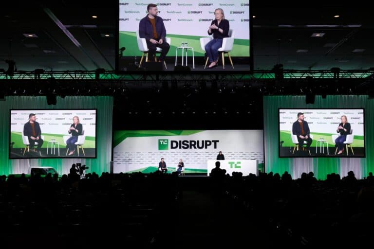 Ultimele 24 de ore pentru a obține biletul tău +1 cu 50% reducere la TechCrunch Disrupt 2026