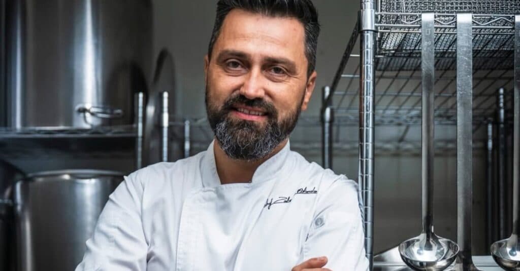 „Descoperă locul de vis al copilăriei chef-ului Orlando Zaharia!”