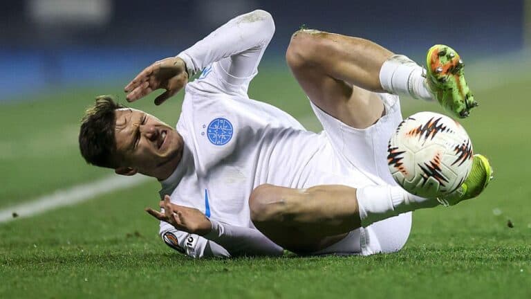 Surpriză pentru Dennis Politic! Aflat pe cale de a părăsi FCSB, a primit o informație surprinzătoare