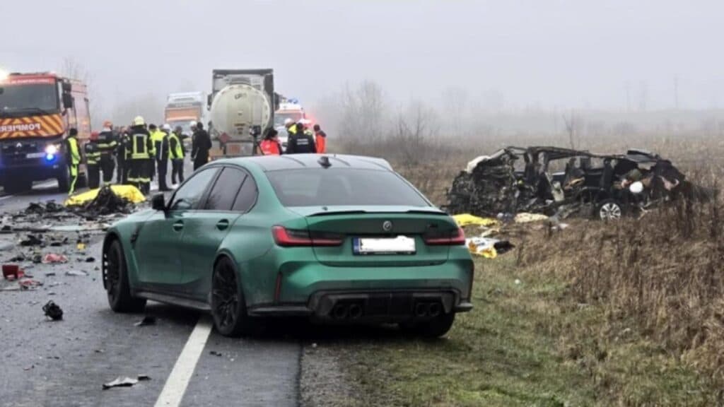 Microbuzul implicat în tragedia care a dus la pierderea a 7 suporteri nu era echipat cu tehnologie de asistență pentru menținerea benzii – raport din Grecia
