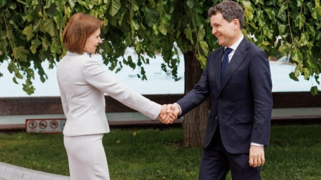 Nicușor Dan oferă un răspuns ambiguu la aspirațiile Maiei Sandu de a integra Moldova în România