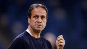 Ronny Levy își pune semnătura! Momentul în care fostul antrenor de la FCSB și Urziceni a fost adus în prim-plan