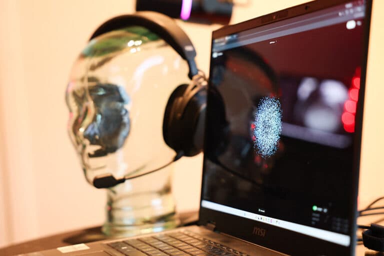 OpenAI susține startup-ul Merge Labs, specializat în interfețe creier-computer, fondat de Sam Altman