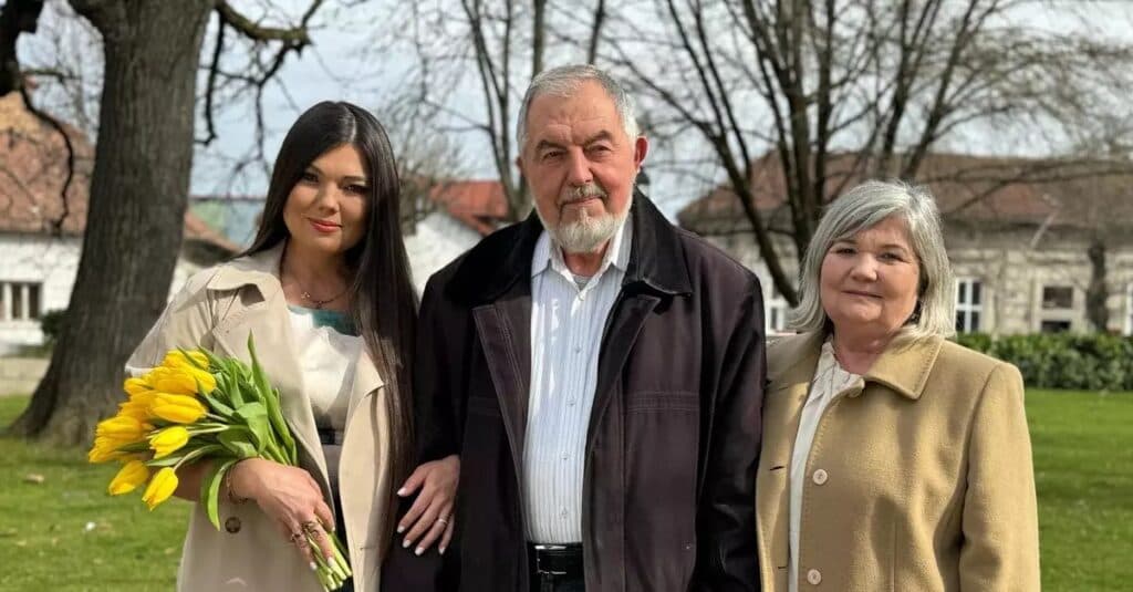 Paula Seling sărbătorește ziua tatălui său și împărtășește povestea sacrificiilor părinților: „Au muncit cât pentru zece vieți.”