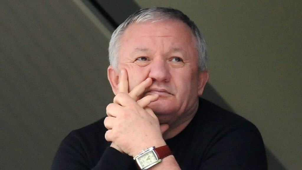 Porumboiu se concentrează pe alte două echipe din Superligă, lăsând Rapidul în umbră în cursa pentru titlu