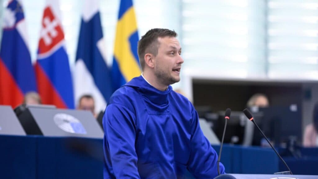 Premierul Groenlandei răspunde lui Donald Trump: „Nu cedăm presiunilor. Ne menținem cu tărie convingerile.”