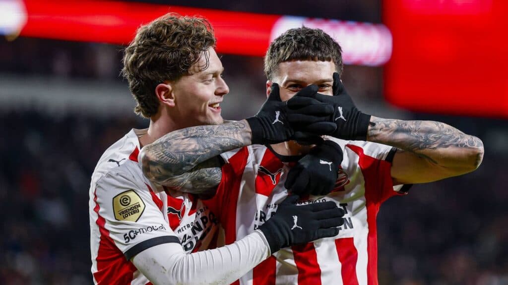 PSV a optat pentru Dennis Man, iar acum tânărul star valorează 100 de milioane de euro