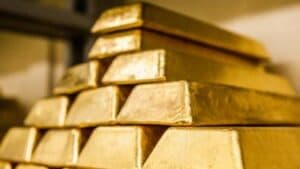 Aurul depășește 5.000 de dolari uncia: semnalul de alarmă al specialiștilor