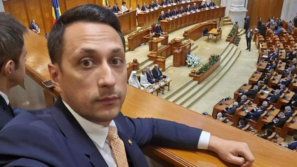 Retras din competiție pentru Ciucu, Rezistul a fost recompensat: Vlad Gheorghe devine consilier onorific al lui Ilie Bolojan