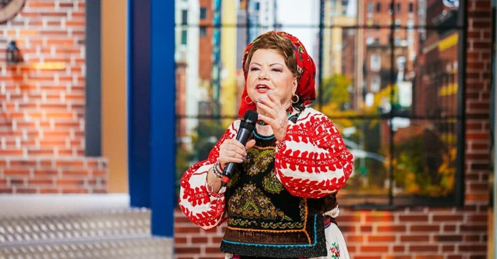 Saveta Bogdan recurge la soluții neobișnuite pentru a face față frigului: „Fac și eu o plimbare prin magazine”. Ce părere are despre Ilie Bolojan?