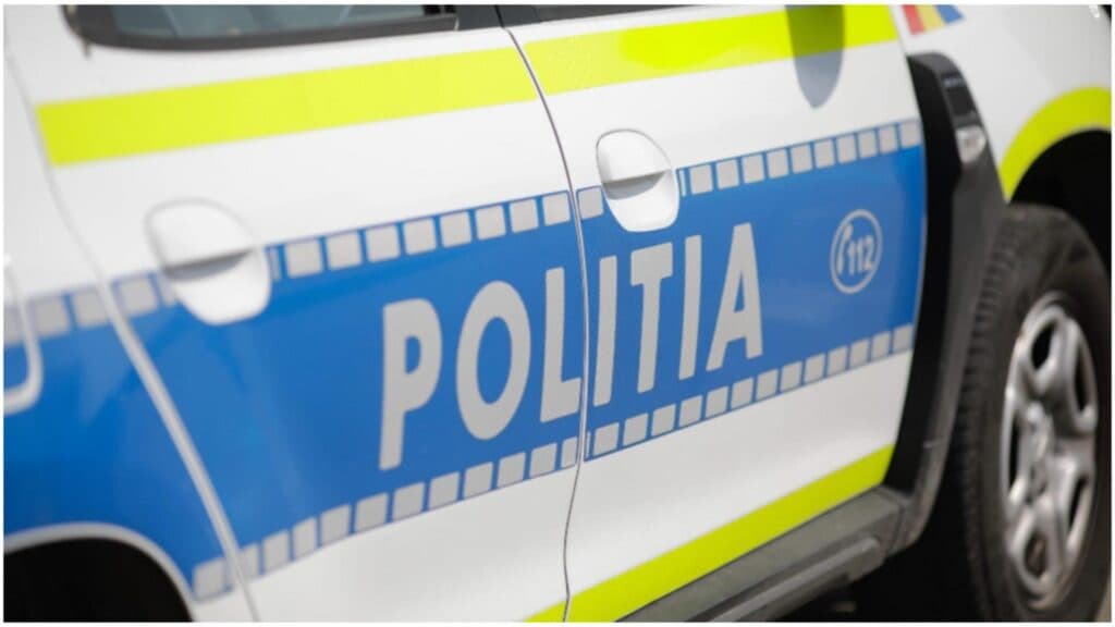Aventură șocantă pe DN1: un băiat de 12 ani, prins la volan, după ce mama sa raportase furtul mașinii