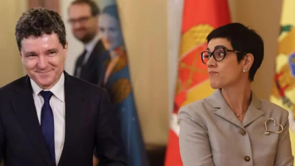 Șefa protocolului de la Cotroceni, o provocare pentru românii în dificultate. Cum s-a lăsat surprinsă în ipostaze pariziene: „O viață în roz.”