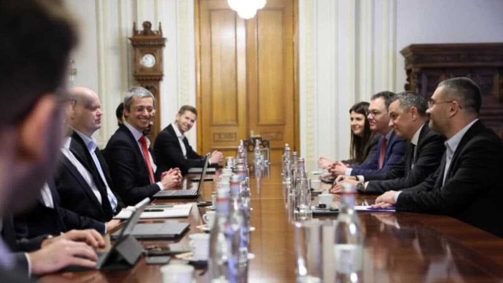 Sorin Grindeanu, în urma întâlnirii cu reprezentanții JP Morgan: „Impulsul economiei este crucial.”