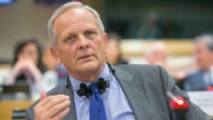 Theodor Stolojan: „Bolojan trebuie să-și finalizeze reformele. Cetățenii așteaptă rezultate.”