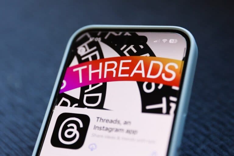 Threads depășește X în utilizatorii zilnici de mobil, arată datele recente