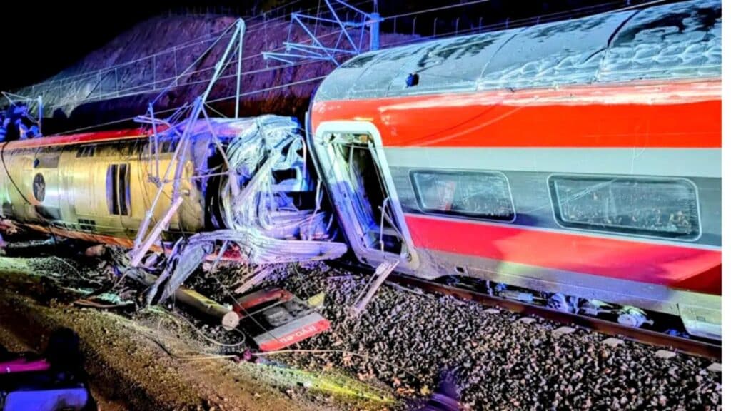 Coliziune devastatoare între trenuri de mare viteză în Spania: Adamuz, sub impactul tragediei