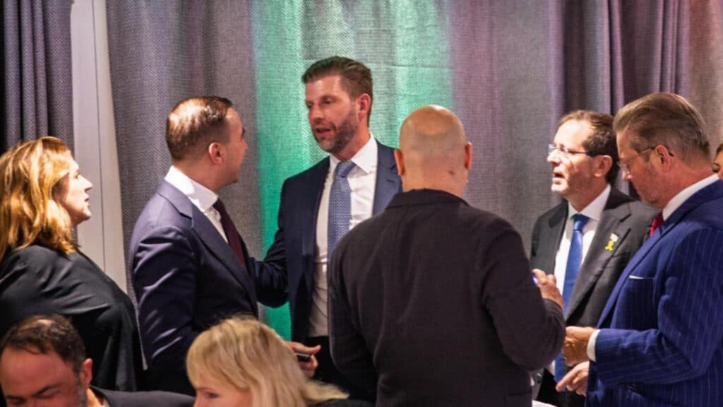 Un ministru român a avut o întâlnire deosebită cu Eric Trump și lideri internaționali la Davos