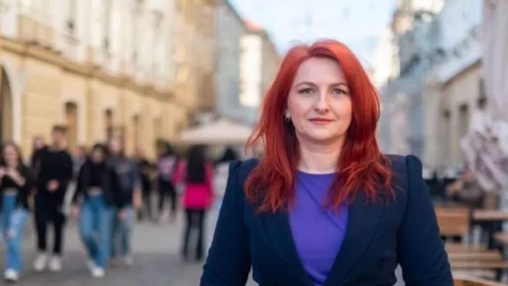 Un nou val de scandaluri de corupție zguduie echipa reziștilor: o colaboratoare de încredere a lui Dominic Fritz, cercetată de ANI pentru ocuparea ilegală a două poziții de conducere