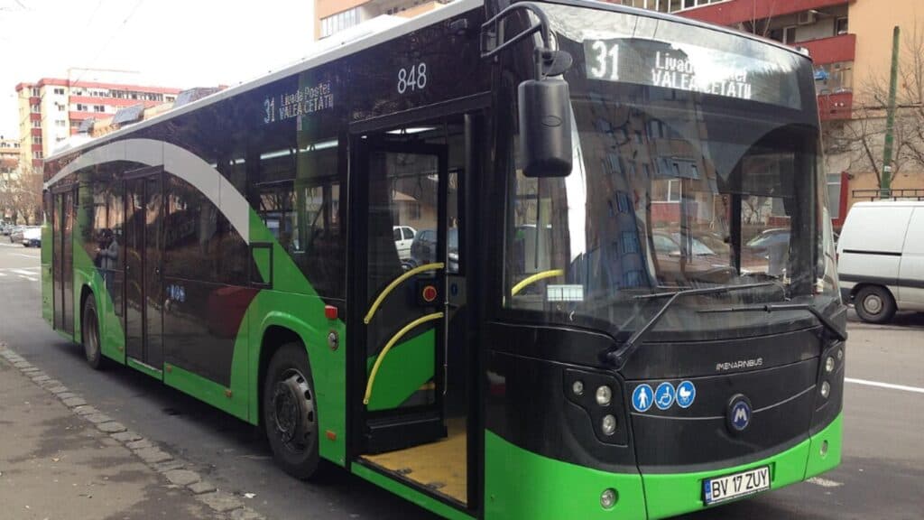 Un metropol românesc oferă o oportunitate uimitoare: transport gratuit în fiecare vineri! Cine se bucură de această superofertă?