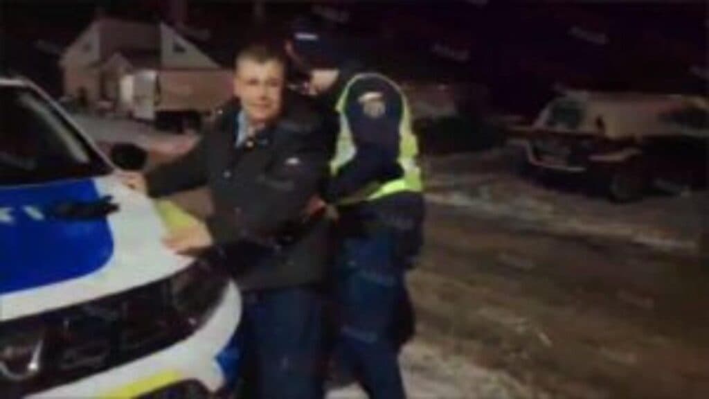 Primarul din Vaslui, prins în flagrant sub influența alcoolului, a ajuns în șanț cu mașina