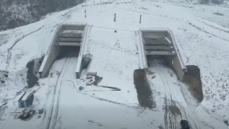 Autostrada ce leagă Carpații ar putea fi finalizată mai devreme, oferind șoferilor oportunitatea de a traversa țara pe trasee rapide