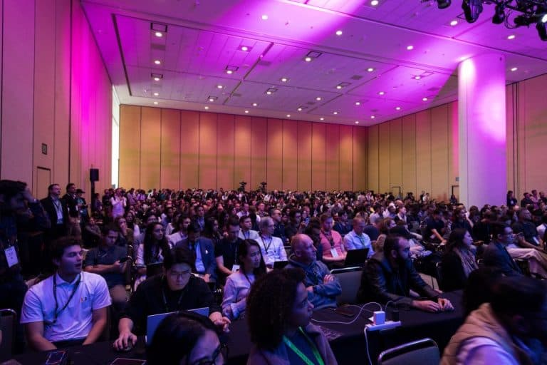 Mai ai doar 5 zile pentru a profita de cele mai mici prețuri la biletele pentru TechCrunch Disrupt 2026