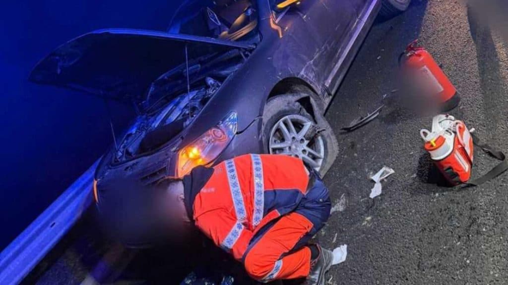 Tragedie în Olt: trafic paralizat după ce un autoturism a accidentat două persoane, soldat cu decesul unui bărbat