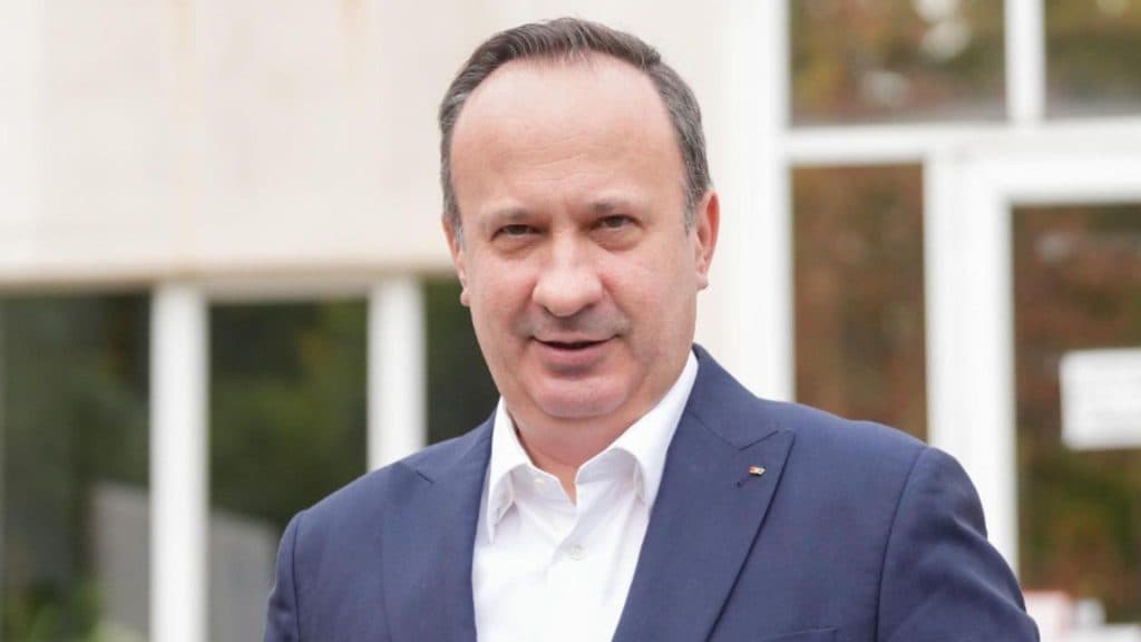 Adrian Câciu: „Ambiția lui Bolojan a provocat pierderi în fondurile PNRR.”