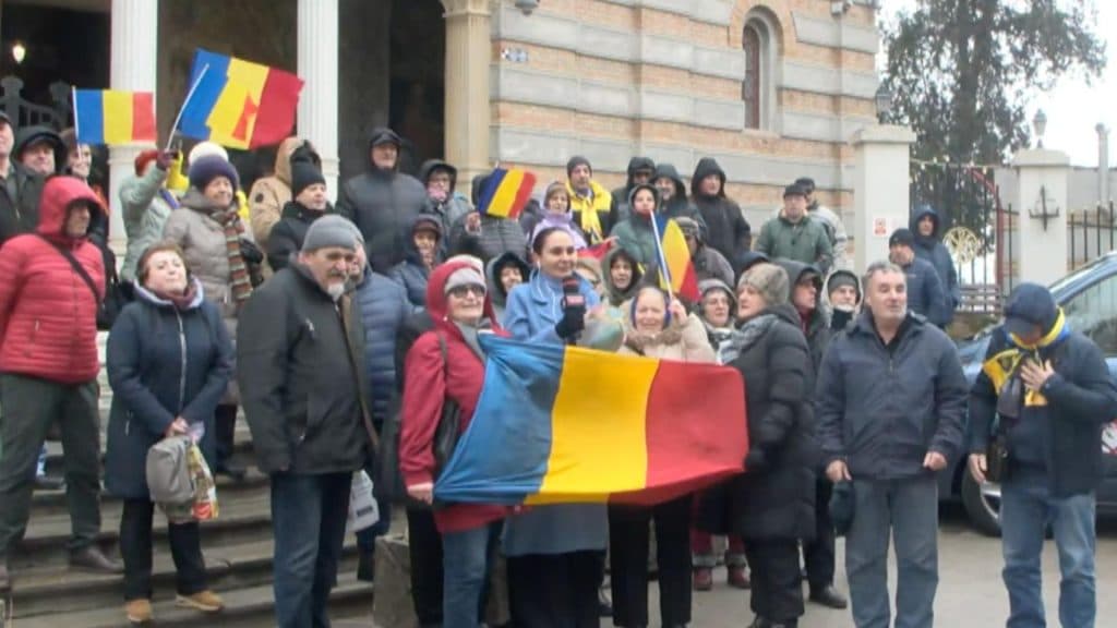 Alexandra Păcuraru, împreună cu românii care simt că nu mai aparțin acasă: „Cetățenii își doresc revenirea la turul doi!”