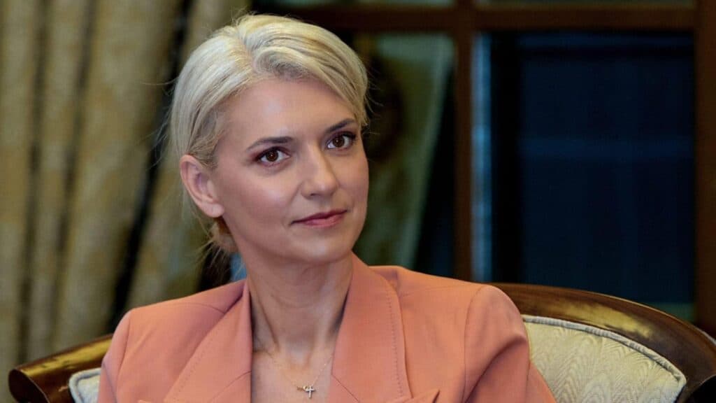 Alina Gorghiu: “Vizită oficială în Israel. Teoria unei lovituri de stat… doar o fantezie pentru unii. Este doar o altă dezinformare.”