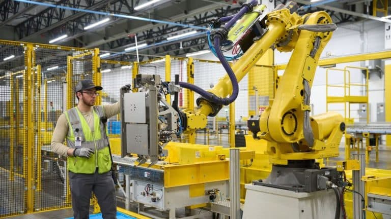 Amazon suspendă proiectul de robotică Blue Jay după o jumătate de an de activitate