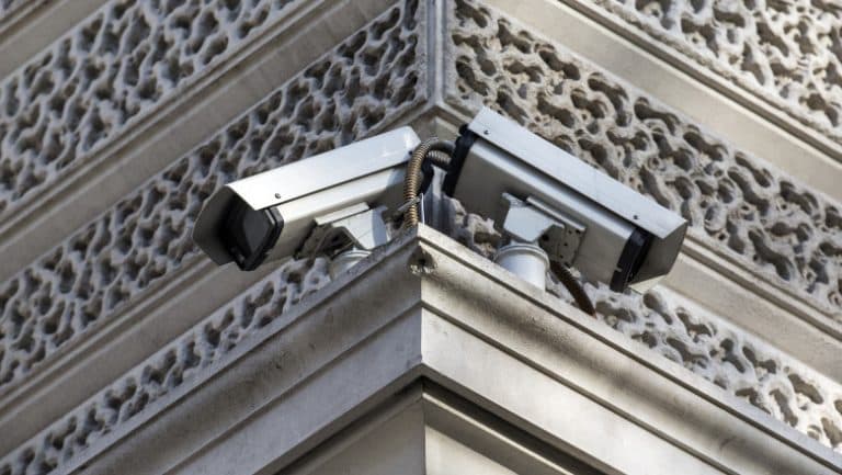 Localitățile rurale ar putea fi scutite de responsabilitatea asigurării pazei prin implementarea sistemelor moderne de monitorizare
