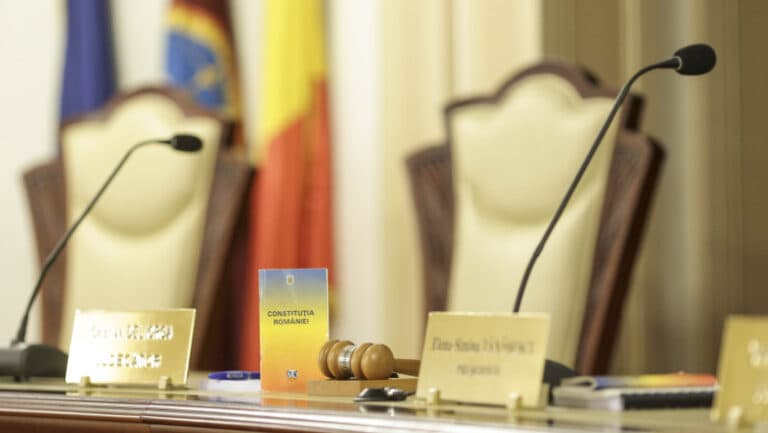 CCR amână din nou analiza sesizării lui Nicușor Dan referitoare la modificările legii prosumatorilor. Care este noua dată pentru discuție?
