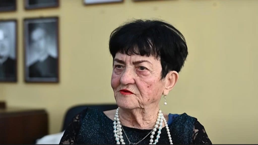La 90 de ani, cea mai în vârstă studentă se pregătește să obțină diploma de licență la UBB Cluj