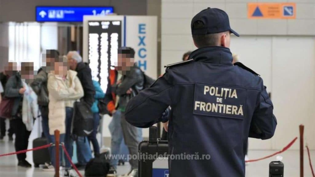 Capturat la Otopeni: un cetățean turc cu pașaport fals în căutarea Greciei