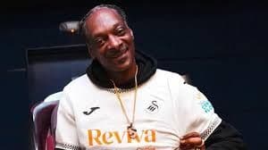 Snoop Dogg și Luka Modric își unesc forțele: un pas decisiv spre Premier League cu un buget impresionant