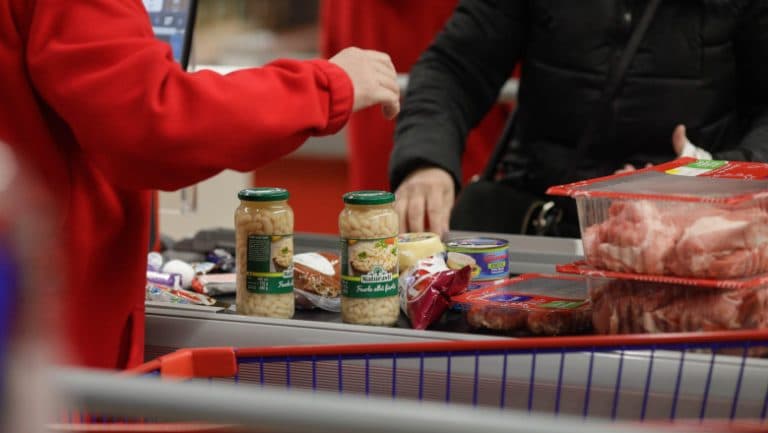 Consiliul Concurenței dă undă verde achiziției supermarketurilor La Cocoș de către grupul Schwarz: ce reguli trebuie urmate