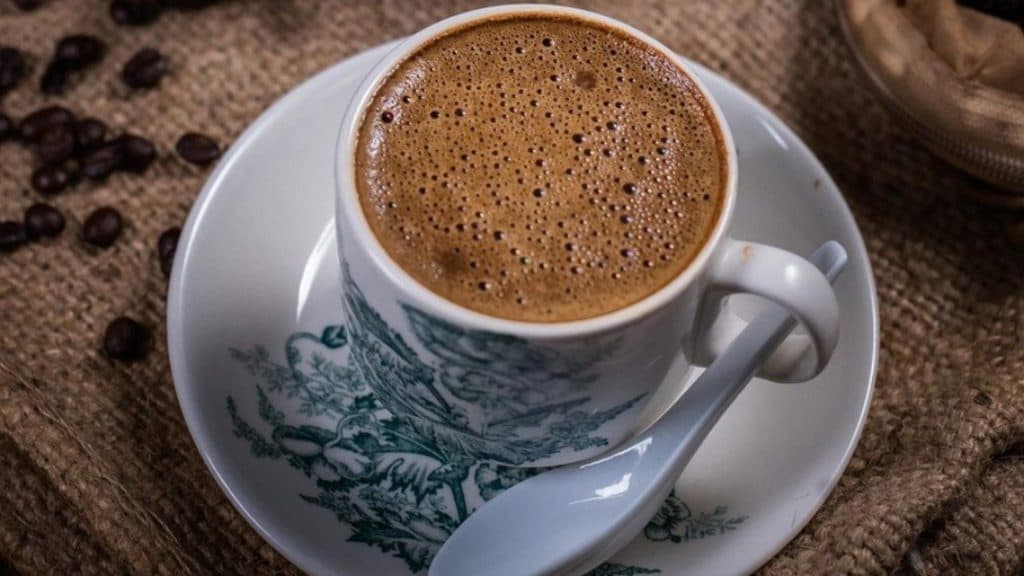 Cofeina zilnică: un aliat surprinzător pentru sănătatea creierului, conform celor mai recente cercetări