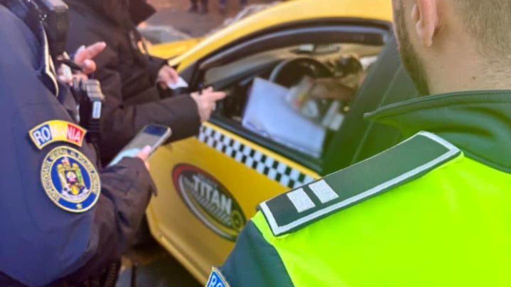 Raiduri ample în trafic. Poliția Locală din București inspectează permisele de taxi