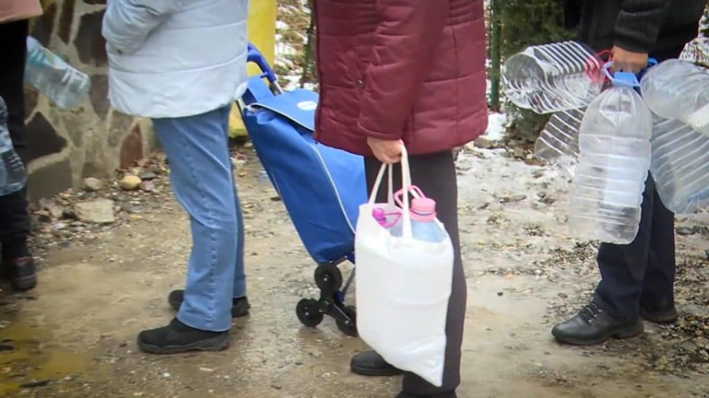 Alerta apei potabile se intensifică în Curtea de Argeș: bacteria Clostridium reapare
