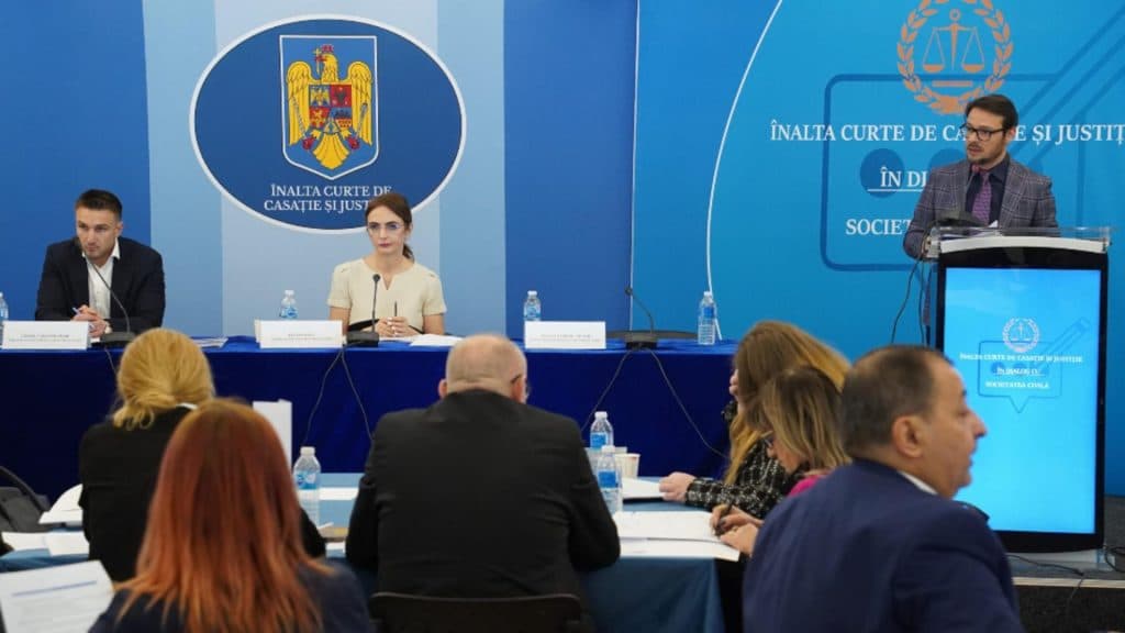 „Strategii pentru protejarea statului de drept: o nouă discuție între ÎCCJ și societatea civilă, cu grupuri de lucru dedicate reformelor în justiție.”