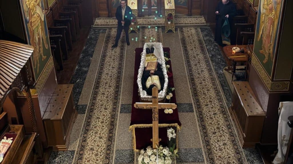 Tristețe profundă în rândul credincioșilor ortodocși: un ierarh de seamă, cu o slujire de șapte decenii la Mănăstirea Curtea de Argeș, ne-a părăsit la venerabila vârstă de 102 ani