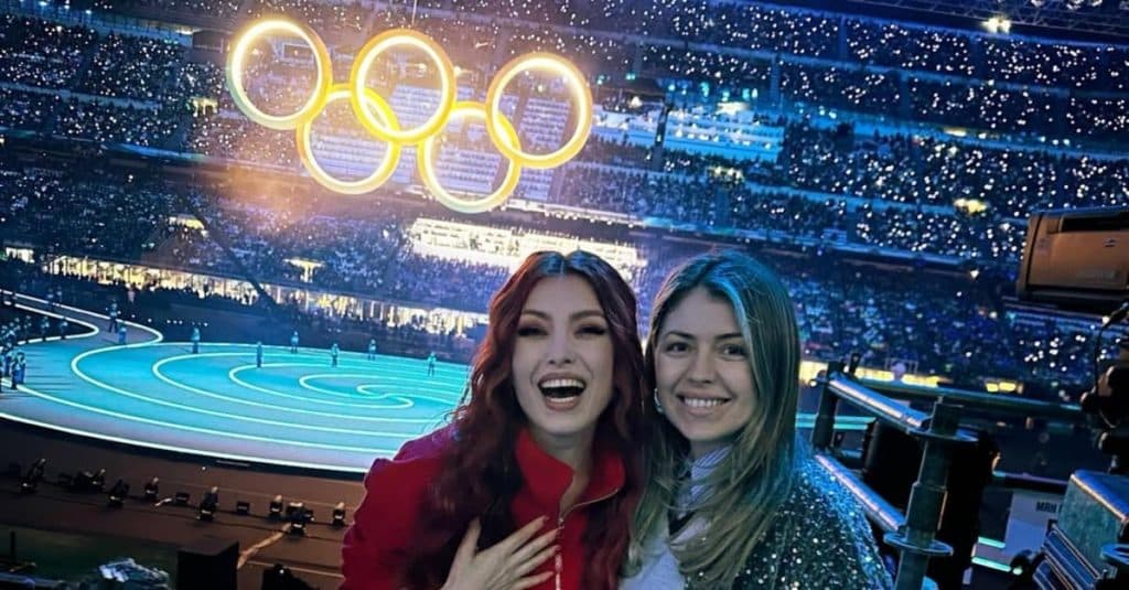 Elena Gheorghe își împlinește un vis de neuitat la deschiderea Jocurilor Olimpice, ascultând-o în direct pe artista care i-a marcat copilăria