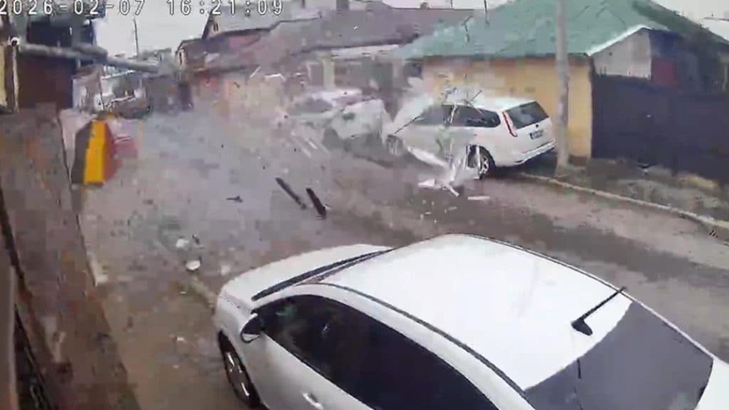 Explozia din Capitală: Momente de neuitat surprinse în imagini șocante
