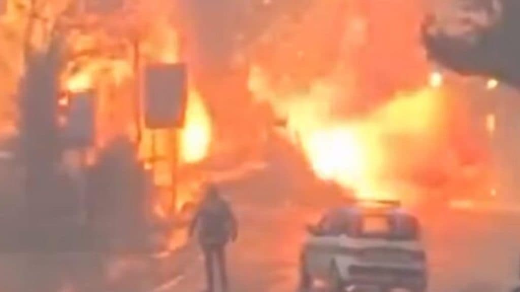 Explozie catastrofală în Italia: șase persoane rănite în urma detonației unor butelii de oxigen dintr-o dubă